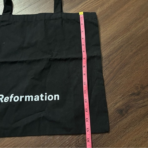Reformation Black Fabric Tote Bag - Picture 3 of 5